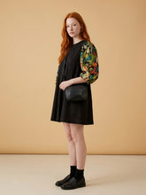 Load image into Gallery viewer, Fridas Black Dress III
